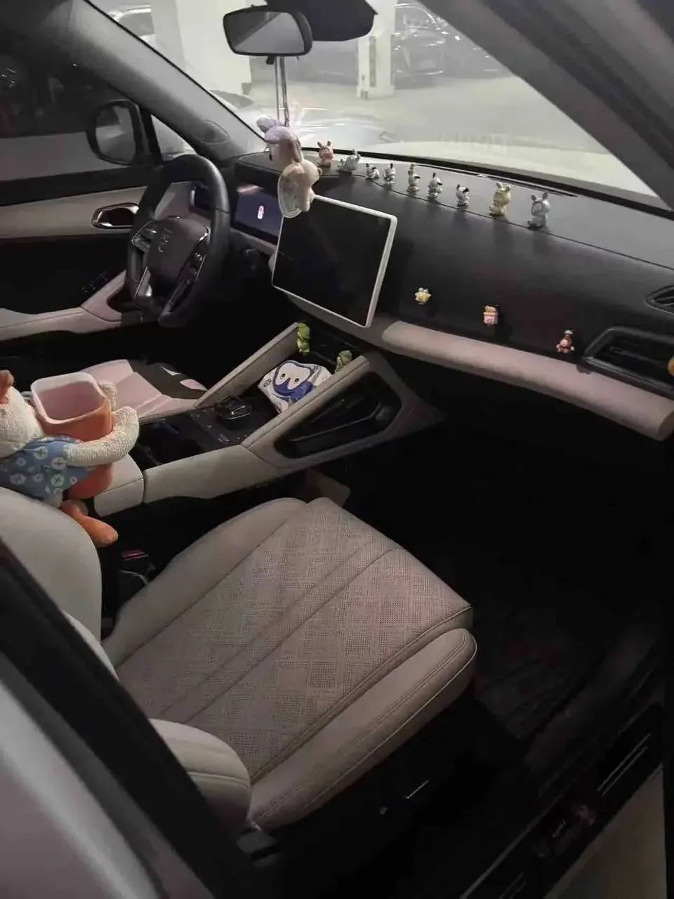 BYD Yuan Up Yuan UP 2024 401KM Surpassing Type 2024 — миниатюра 2