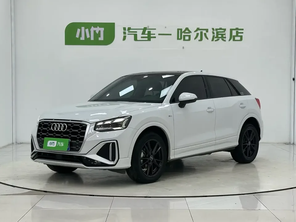 Audi Q2L Audi Q2L 2022 35 TFSI Progressive Dynamic 2023 — photo 1, buy with delivery to Moscow