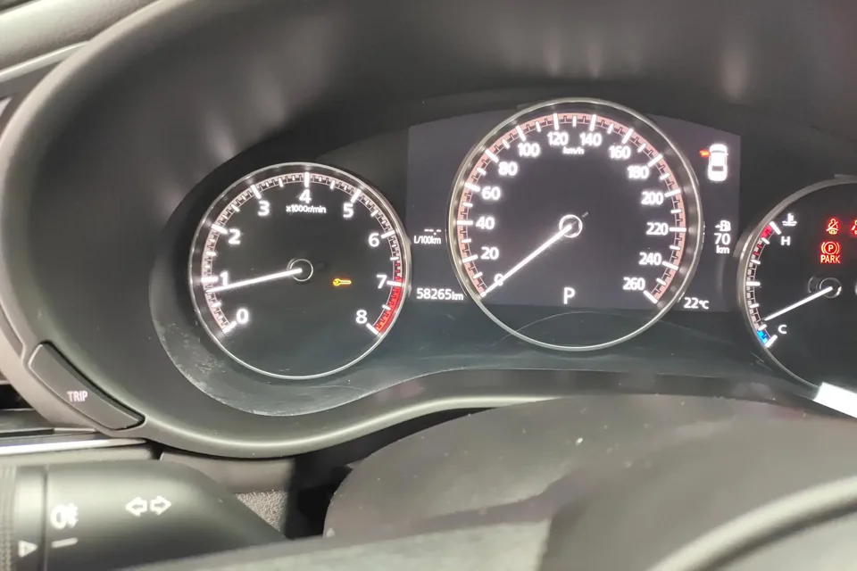 Mazda Axela Mazda3 Angkesela 2021 2.0L Automatic Quality Edition 2022 — thumbnail 4