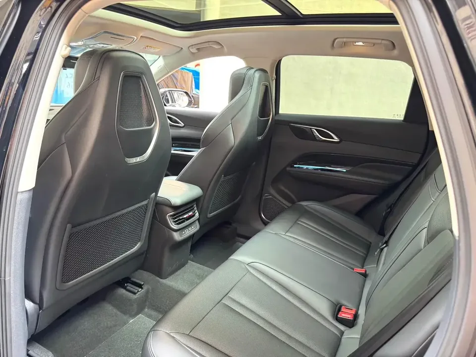 Hongqi HS3 Hongqi HS3 2024 1.5T Shanwei Edition 2024 — thumbnail 3