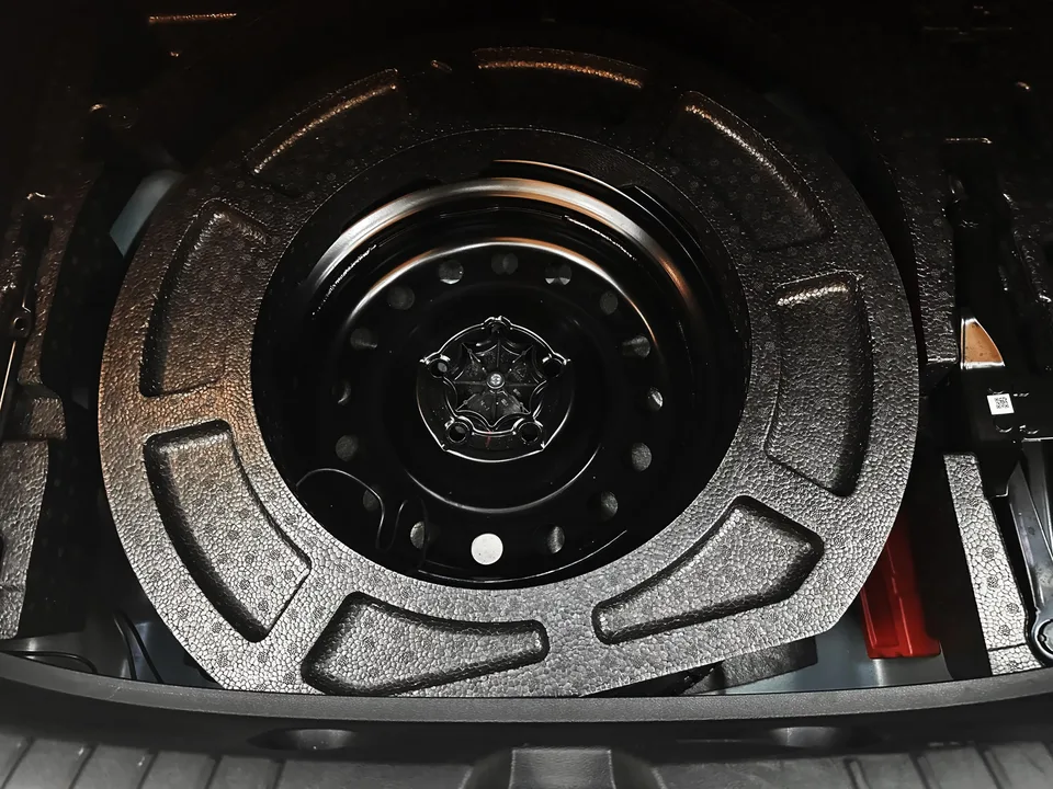 Geely Emgrand S Emgrand S 2022 1.4T CVT Crossover Player Edition 2022 — миниатюра 3