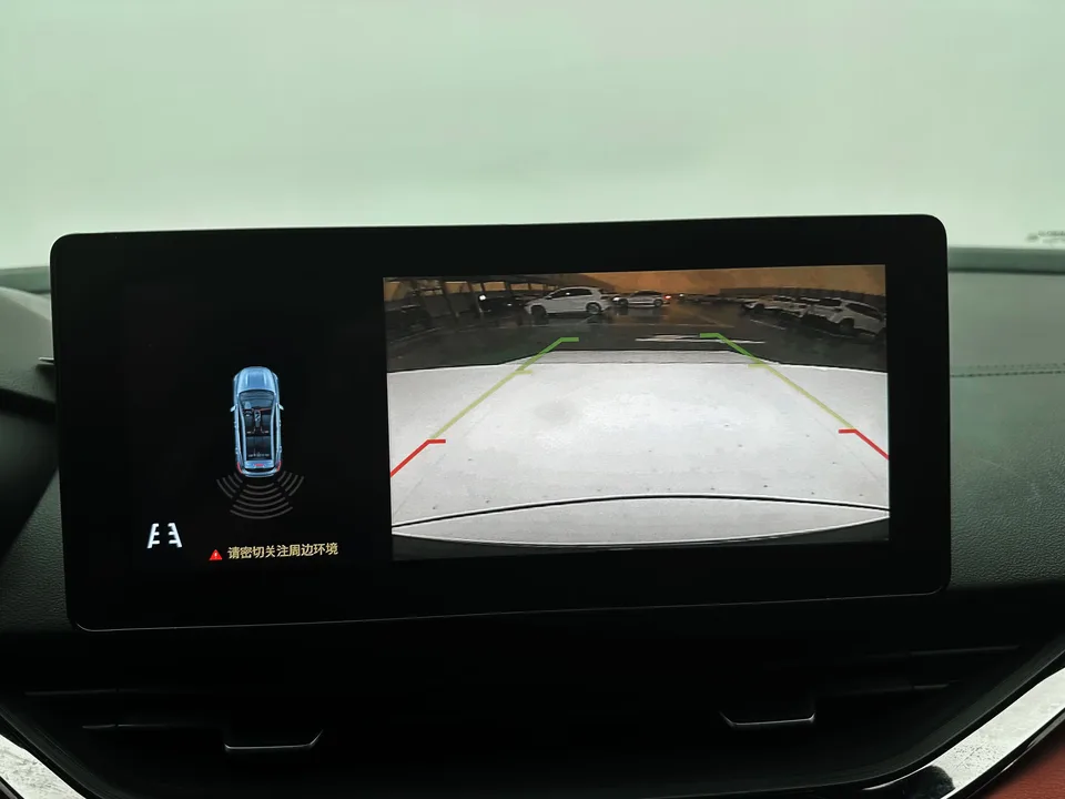 Geely Emgrand S Emgrand S 2022 1.4T CVT Crossover Player Edition 2022 — миниатюра 4