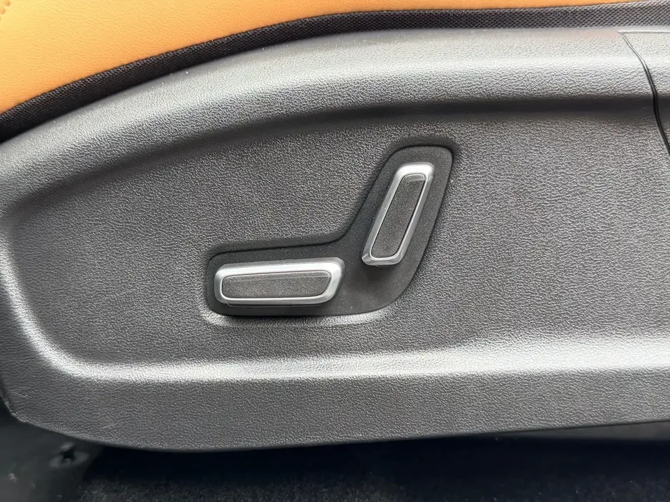 Geely Galaxy L7 Galaxy L7 2023 1.5T DHT 115km Starship 2024 — thumbnail 4