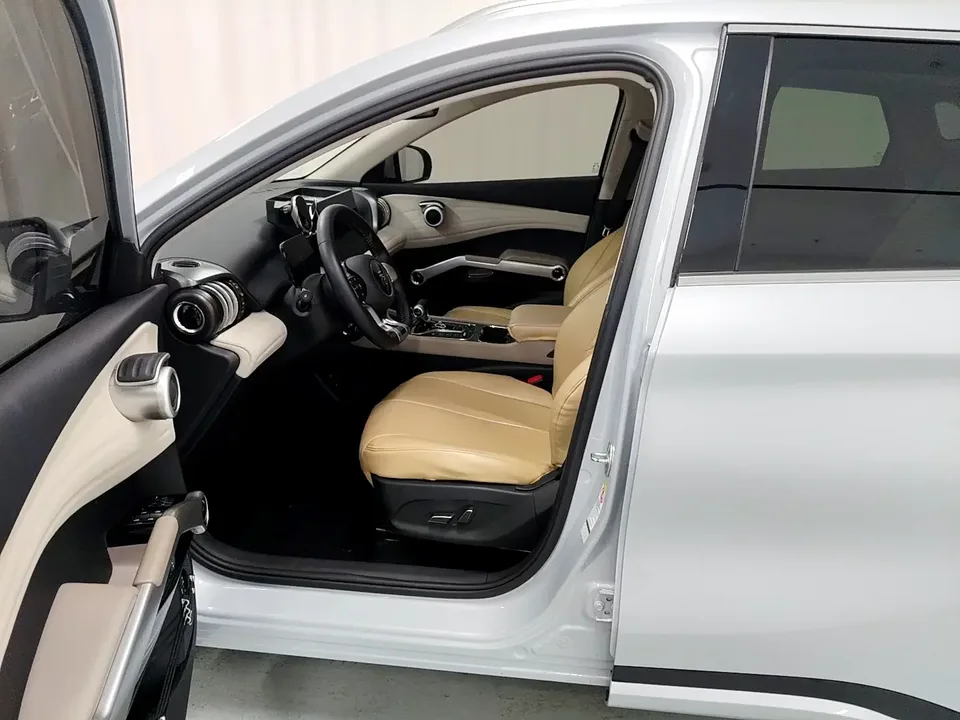 BYD Yuan Plus Yuan PLUS 2024 Honor Edition 430KM Beyond 2025 — thumbnail 5