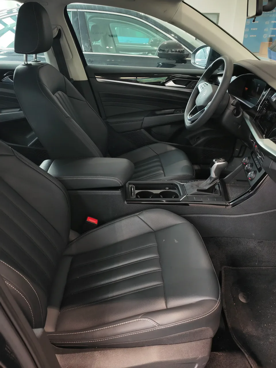 Volkswagen Passat Passat 2024 280TSI Business Edition 2024 — thumbnail 3