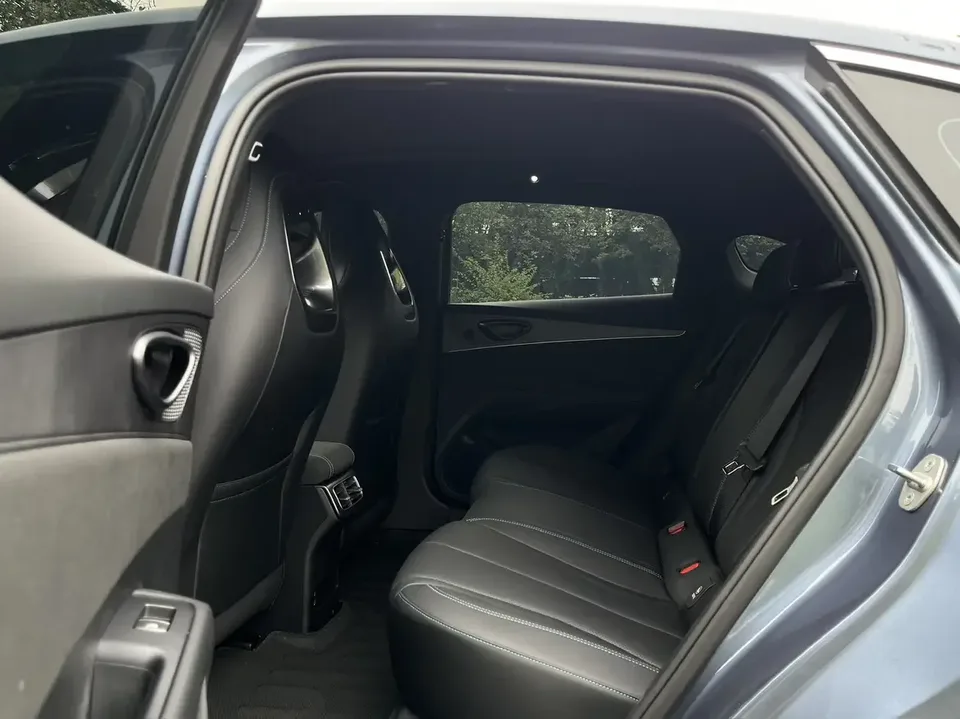 BYD Seal 06DM Seal 06DM 2025 DM-i 80KM Premium Edition 2025 — thumbnail 4
