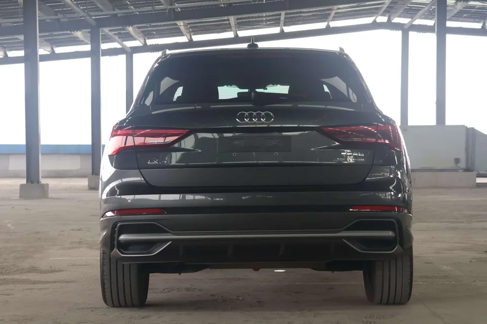 Audi Q3 Audi Q3 2023 35 TFSI Stylish Dynamic 2022 — thumbnail 2