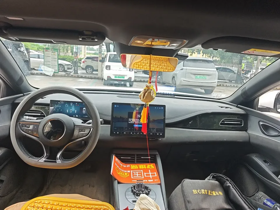 BYD Seal 06DM Seal 06DM 2025 DM-i 120KM Premium Edition 2025 — thumbnail 2