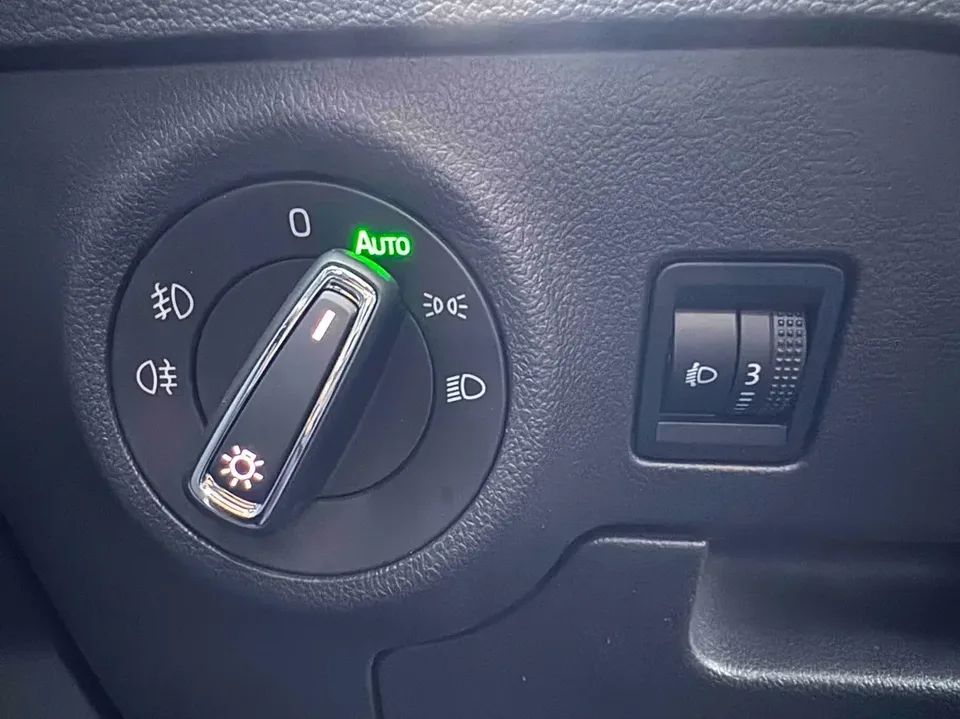 Skoda Karoq Korok 2023 TSI280 Smart Edition 2023 — thumbnail 5