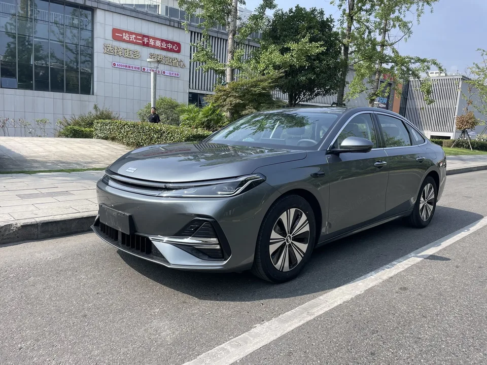 Geely Galaxy A7 EM Galaxy A7 EM 2025 150km Explorer+ 2025 — photo 1, buy with delivery to Moscow