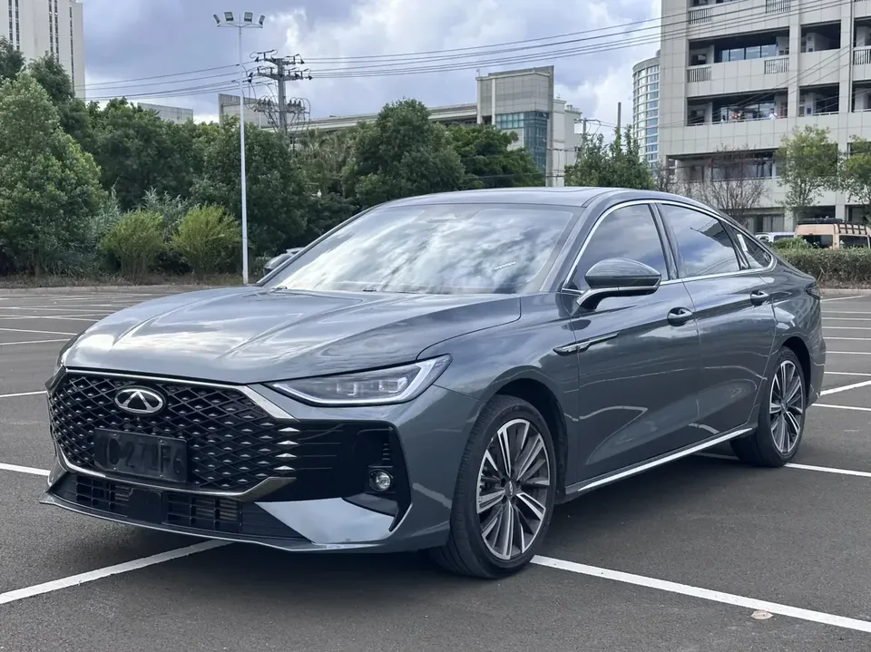 Chery Arrizo 8 PRO Arrizo 8 PRO 2025 1.6T DCT Luxury Model 2025 — photo 1, buy with delivery to Moscow