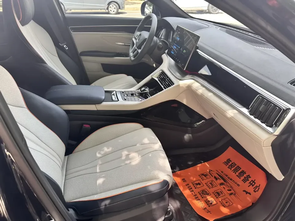 BYD Song PLUS DM Song PLUS DM 2021 DM-i 110KM 2WD Flagship PLUS 2022 — thumbnail 3
