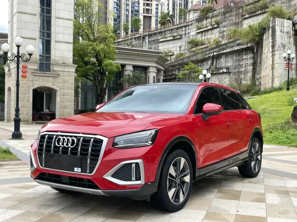 Audi Q2L Audi Q2L 2022 35 TFSI Stylish Dynamic 2022 — photo 1, buy with delivery to Moscow