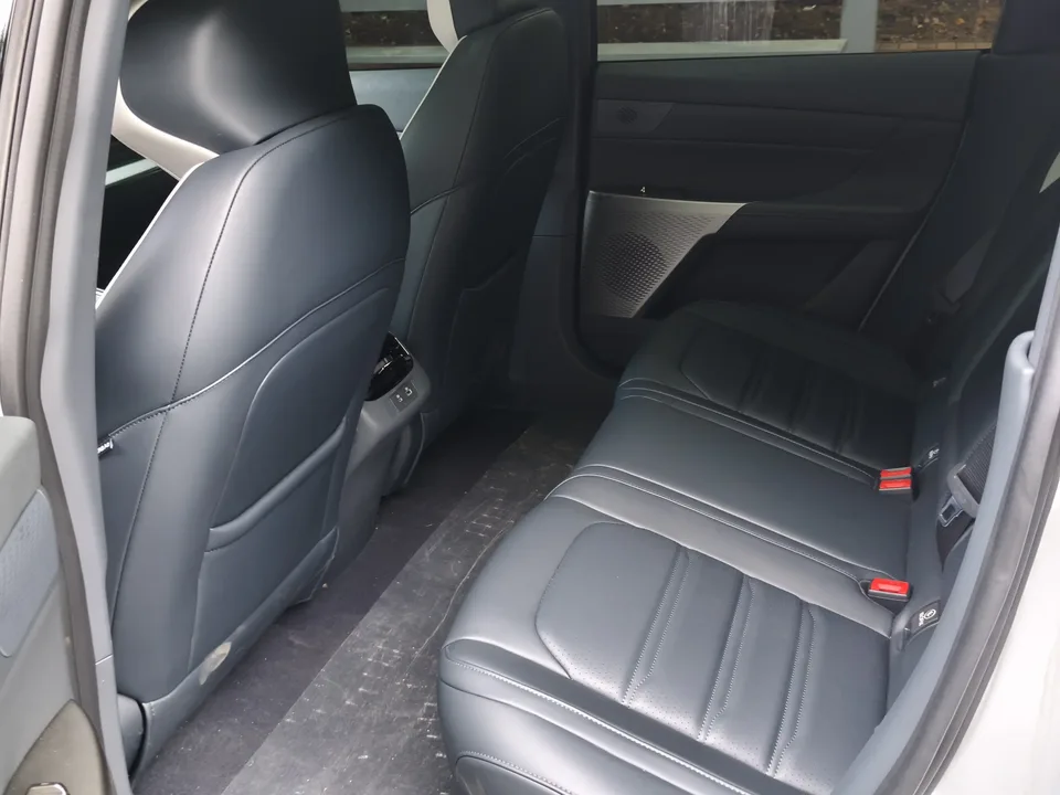 Dongfeng YiPai 007 Yipai 007 2025 Extended Range 230Air Cruise Edition 2025 — миниатюра 3
