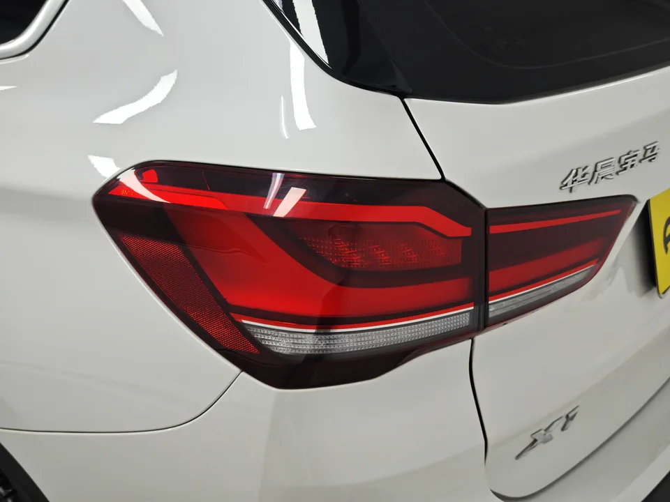 BMW X1 BMW X1 2021 sDrive20Li Fashion Edition 2022 — thumbnail 4
