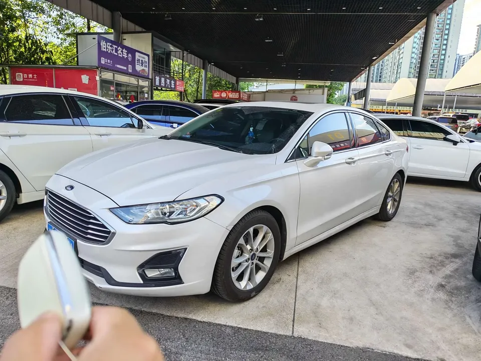 Ford Mondeo Mondeo 2020 EcoBoost 180 Fashion 2022 — photo 1, buy with delivery to Moscow
