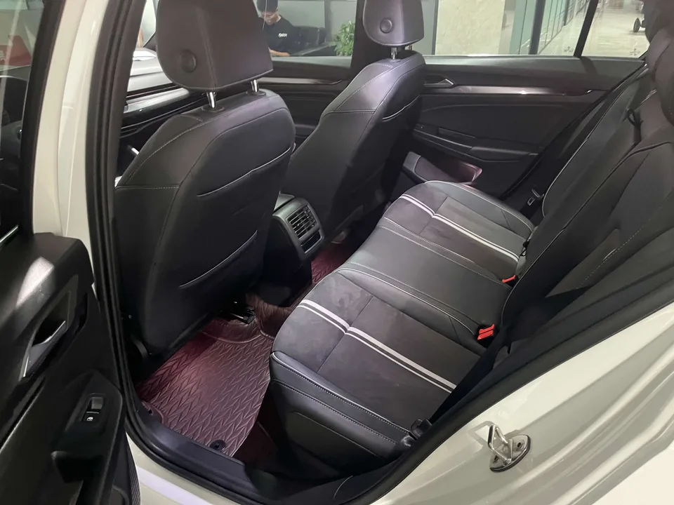 Volkswagen Golf golf 2023 280TSI DSG R-Line Lite 2023 — thumbnail 5