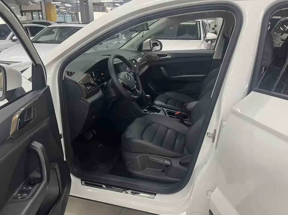 Volkswagen Tharu tuyue 2022 280TSI 2WD Comfort Edition 2022 — thumbnail 3