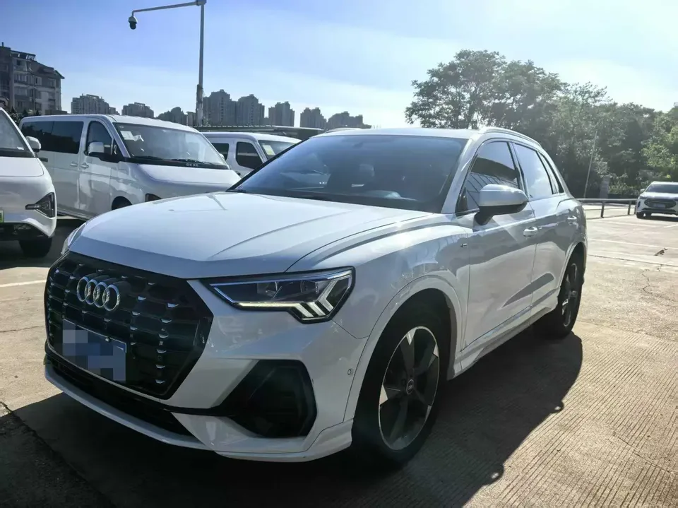 Audi Q3 Audi Q3 2022 35 TFSI Stylish Dynamic 2022 — фото 1, купить с доставкой в Москву