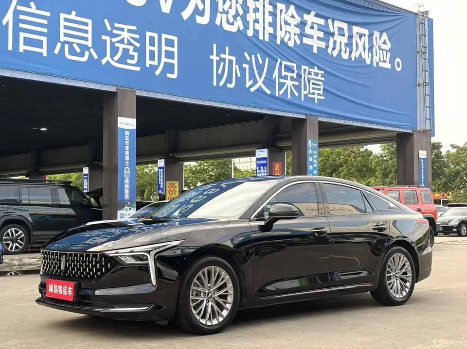 FAW Bestune B70 Pentium B70 2023 The third generation 1.5T automatic enjoyment model 2024 — photo 1, buy with delivery to Moscow