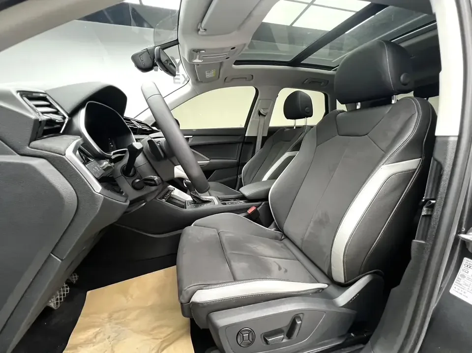 Audi Q3 Audi Q3 2022 35 TFSI Stylish Dynamic 2022 — миниатюра 3