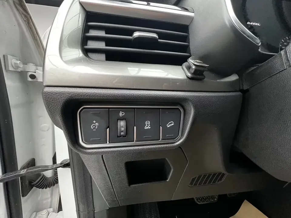 Haval H6 Haval H6 2021 National Trend Edition 1.5T Automatic City Edition 2022 — thumbnail 4