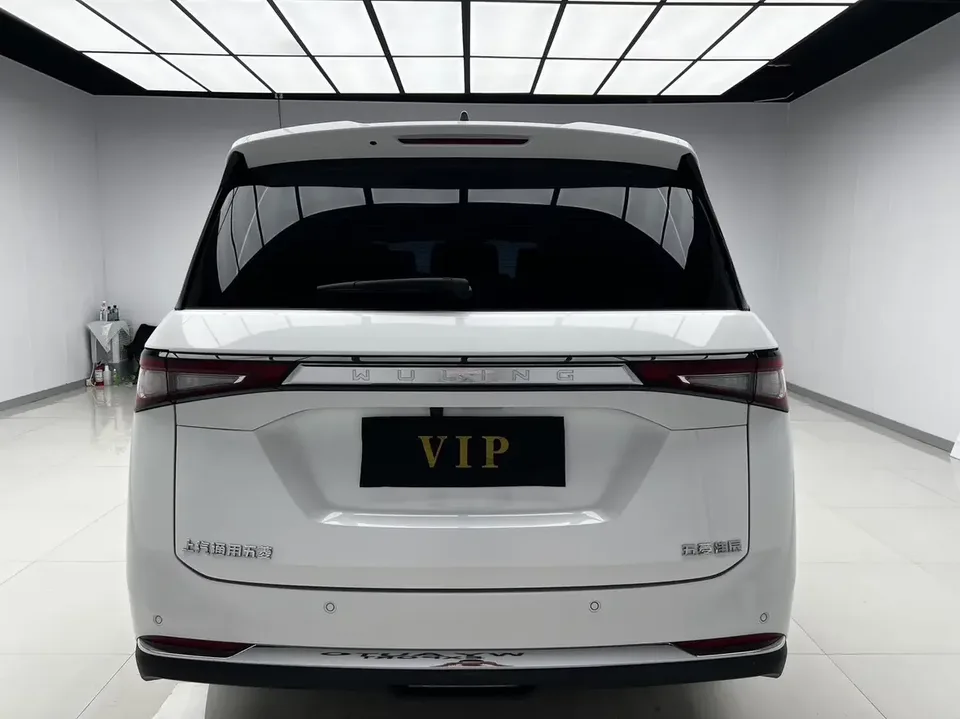Wuling Jiachen Wuling Jiachen 2022 1.5T CVT Premium Flagship Model 2022 — thumbnail 2