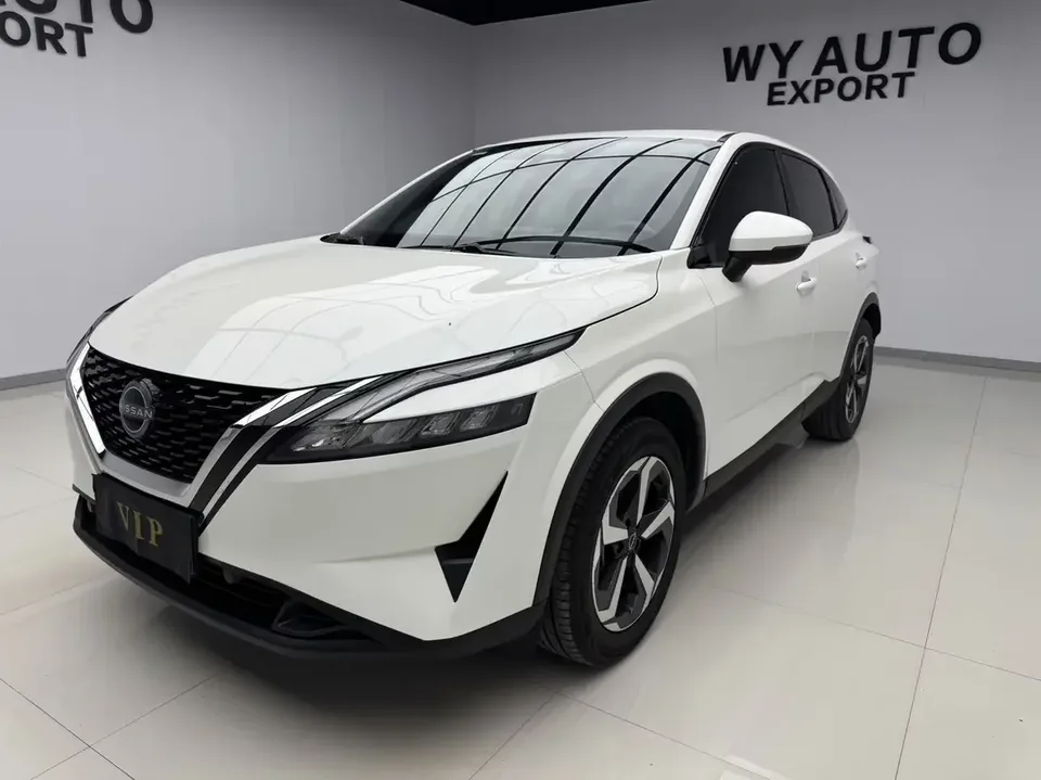 Nissan Qashqai Qashqai 2023 1.3T Deluxe Edition 2023 — фото 1, купить с доставкой в Москву