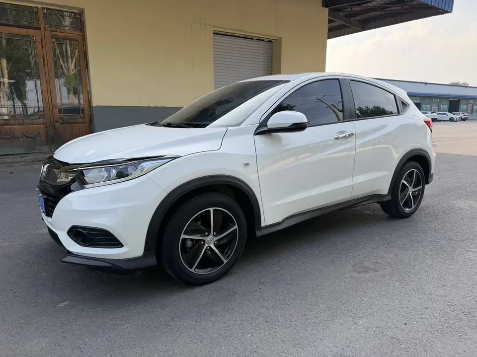 Honda VEZEL Binzhi 2020 1.5L CVT Pioneer Edition 2022 — photo 1, buy with delivery to Moscow