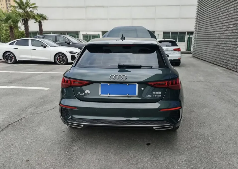 Audi A3 Audi A3 2022 Sportback 35 TFSI Stylish and sporty 2022 — thumbnail 4
