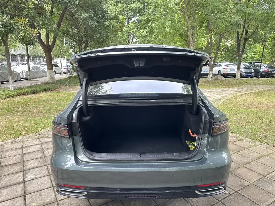 Chery Arrizo 8 PRO Arrizo 8 PRO 2025 1.6T DCT Luxury+ 2025 — thumbnail 4