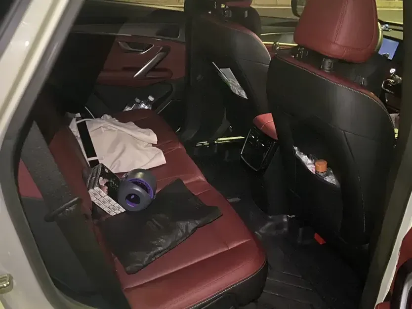 Jetour Jietu X70 PLUS Jietu X70 PLUS 2025 Champion Edition 1.5T DCT Champion PRO 7 Seaters 2025 — thumbnail 5