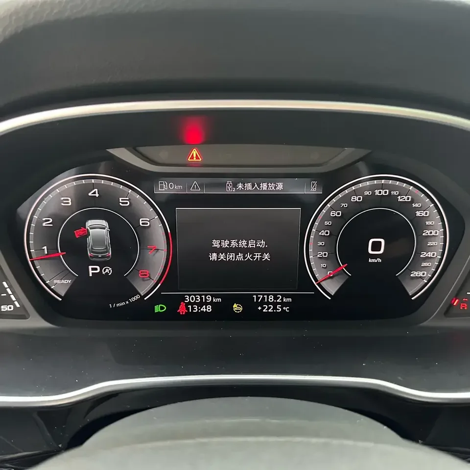 Audi Q3 Audi Q3 2022 35 TFSI Stylish Dynamic 2023 — thumbnail 4