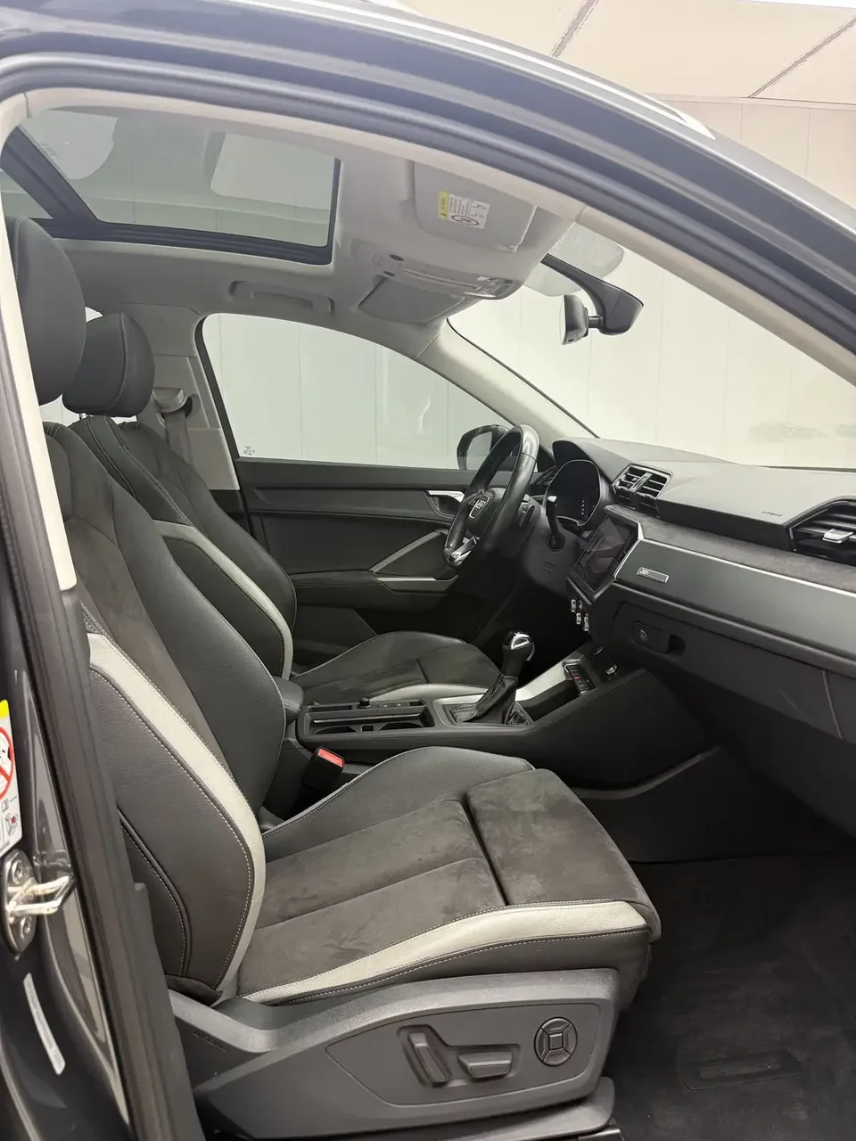 Audi Q3 Audi Q3 2022 35 TFSI Stylish Dynamic 2022 — thumbnail 5