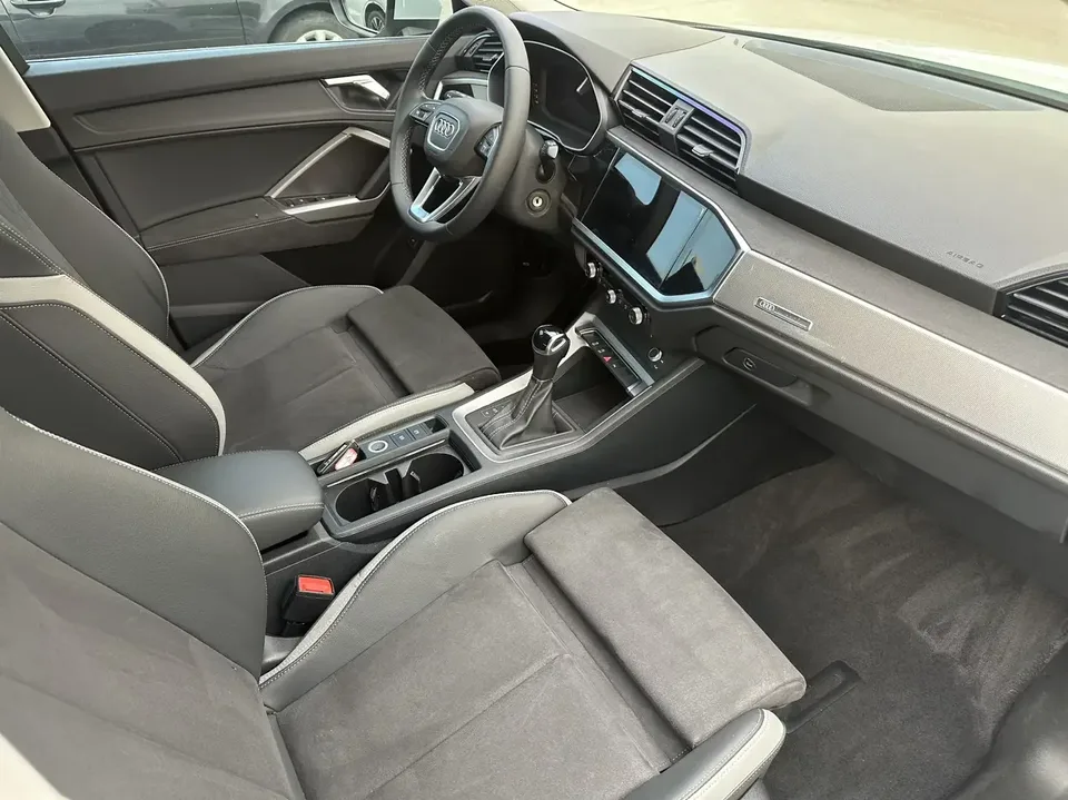 Audi Q3 Audi Q3 2022 35 TFSI Progressive Dynamic 2022 — thumbnail 2