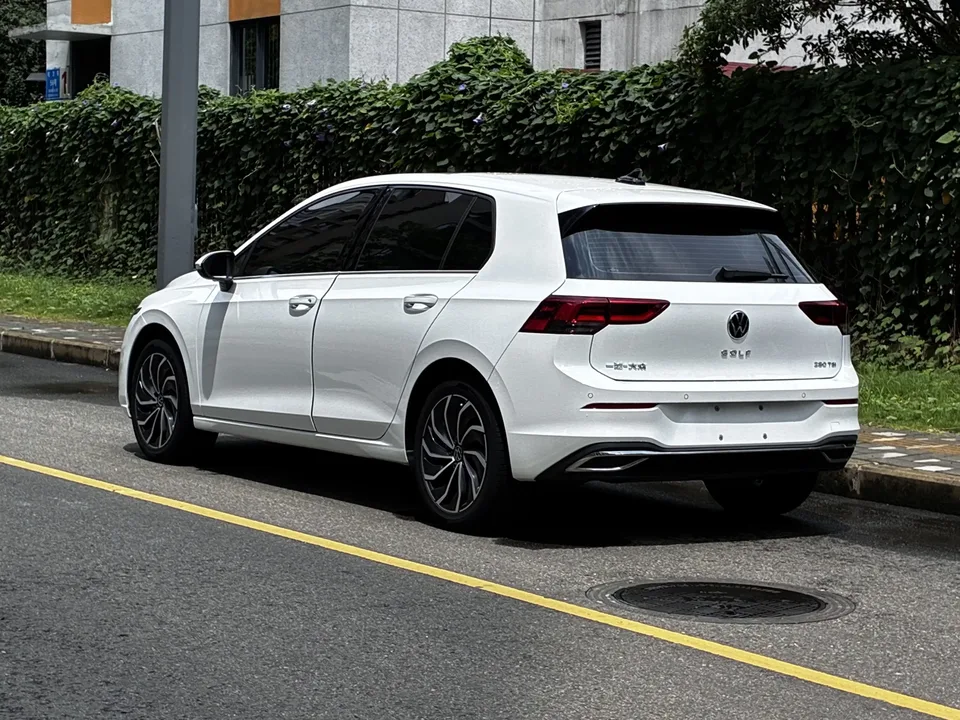 Volkswagen Golf golf 2021 280TSI DSG Pro 2022 — thumbnail 2