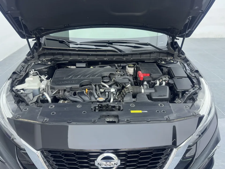 Nissan Altima Sound of nature 2021 2.0L XL Comfort Edition 2023 — thumbnail 3