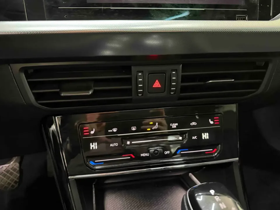 Volkswagen Passat Passat 2022 280TSI Elite Edition 2023 — thumbnail 3