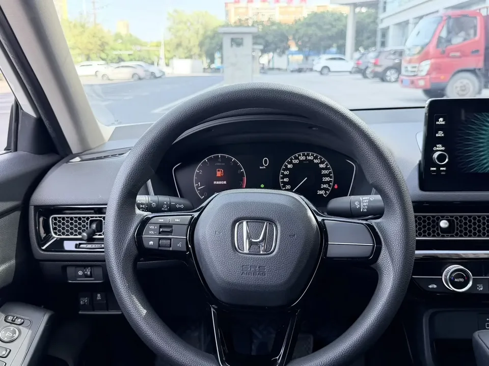 Honda CIVIC Civic 2022 180TURBO CVT Sport Edition 2022 — миниатюра 3