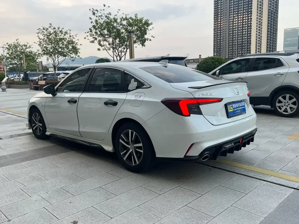 Honda Integra Style 2023 240TURBO CVT Leading Edition 2024 — thumbnail 4