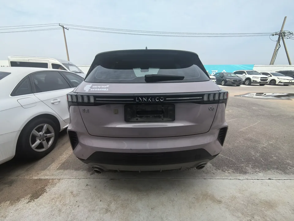 Lynk & Co 06 Lynk & Co 06 2023 Remix 1.5T Hero 2022 — thumbnail 2