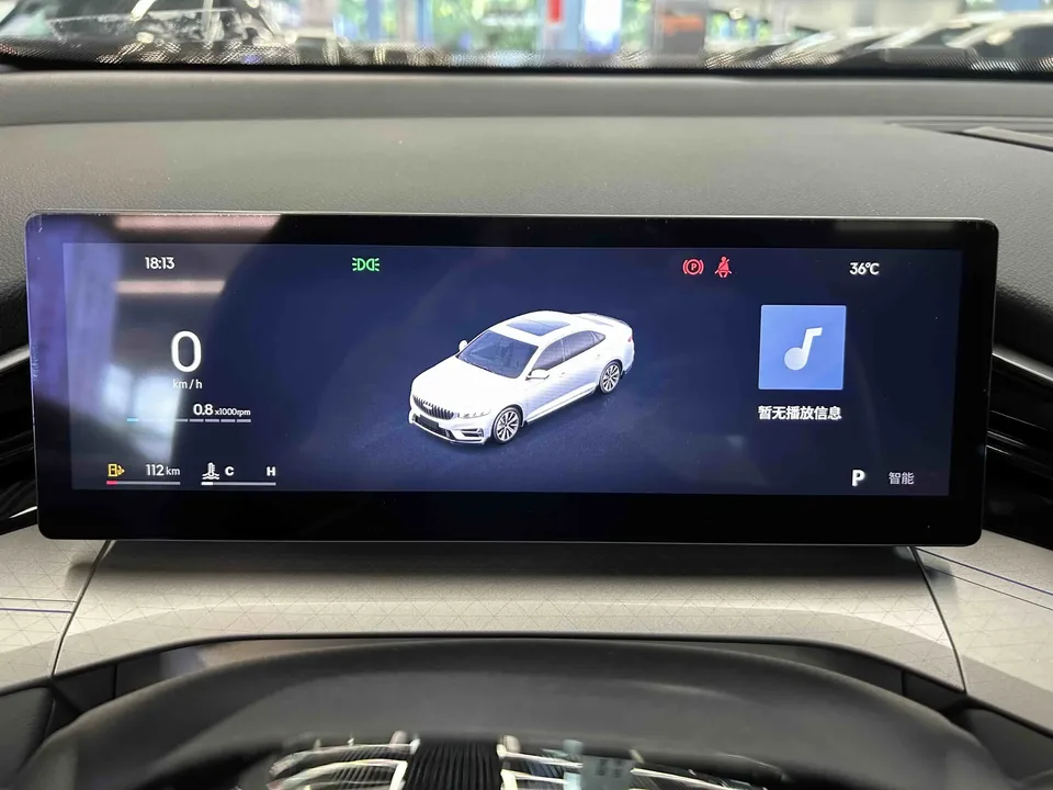Geely Preface Xing Rui 2025 1.5T Dongfang Yao Fuyao Edition 2025 — thumbnail 3