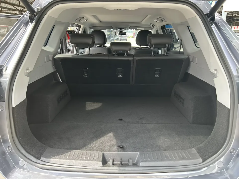 Chery Tiggo 8 Tiggo 8 2023 230TCI Automatic Advanced Edition 2023 — thumbnail 3