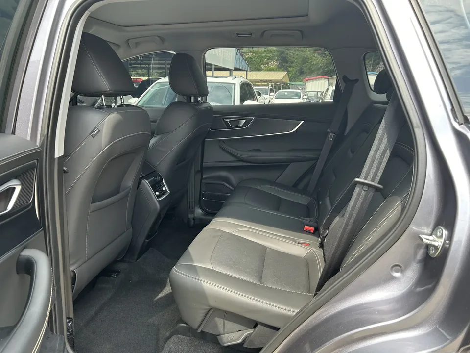 Chery Tiggo 8 Tiggo 8 2023 230TCI Automatic Advanced Edition 2023 — thumbnail 5