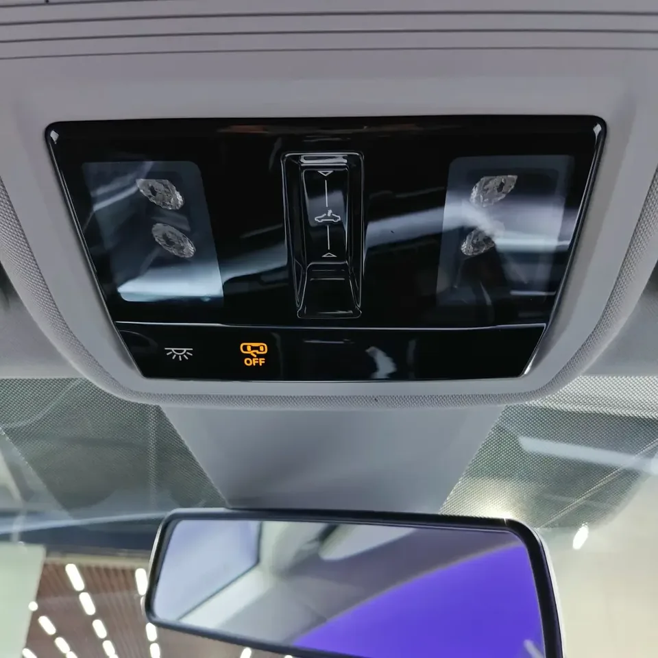 Volkswagen Lamando Lingdu 2022 Lingdu L 280TSI DSG Hot Edition 2023 — thumbnail 3