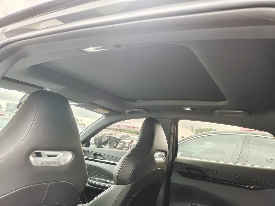 Changan UNI-V Changan UNI-V 2025 1.5T 500Bar Premium 2026 — thumbnail 4