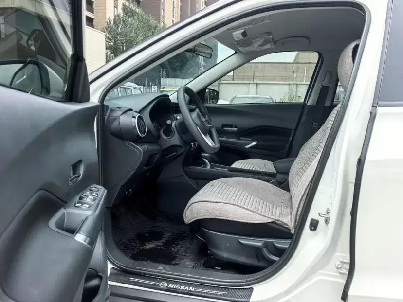 Nissan Jinke Jinke 2023 The 1.5L Jinqing model is both powerful and stylish 2025 — thumbnail 3