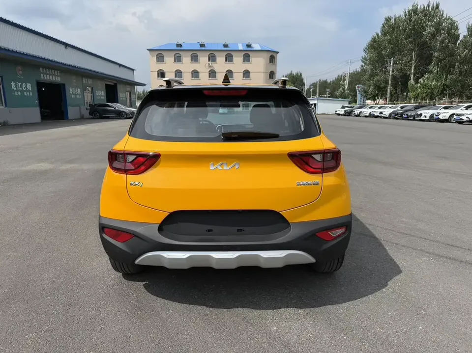 Kia KX1 Yipao 2021 Modified 1.4L CVT Sunroof Model 2022 — thumbnail 2
