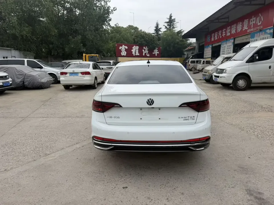 Volkswagen Sagitar Sagitar 2023 280TSI DSG Transcendence Lite 2022 — thumbnail 5