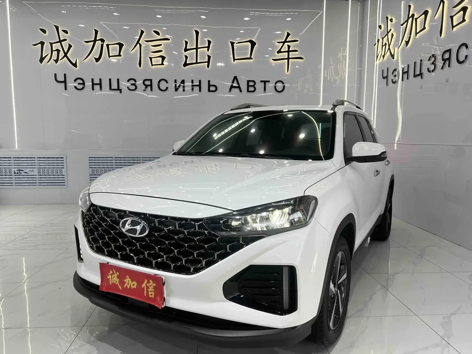 Hyundai ix35 Hyundai ix35 2021 240T GDi DCT 2WD Leading Edition GLS 2022 — photo 1, buy with delivery to Moscow